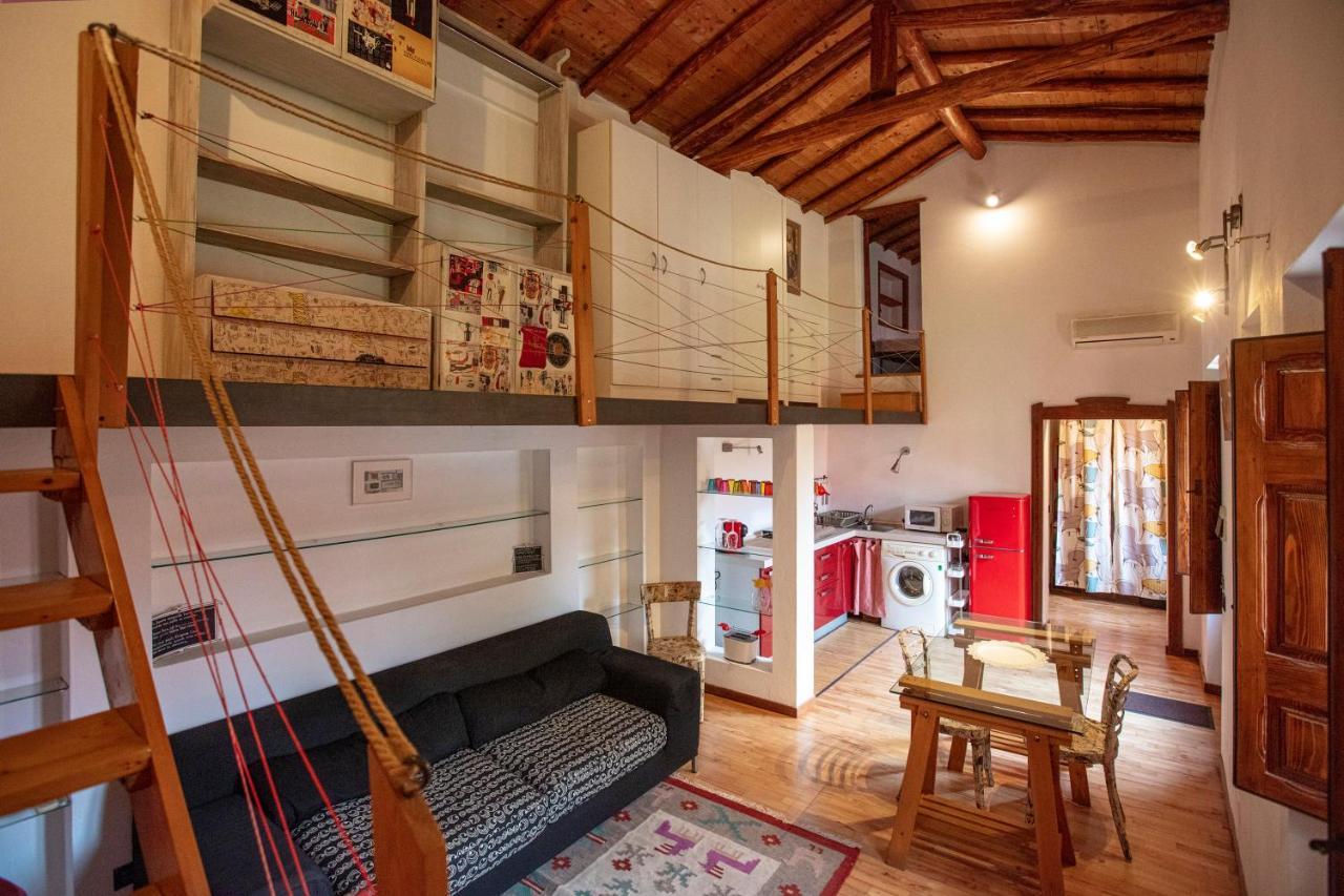 Bed and Breakfast Casa Isotta Куарту-Сант'Елена Екстер'єр фото