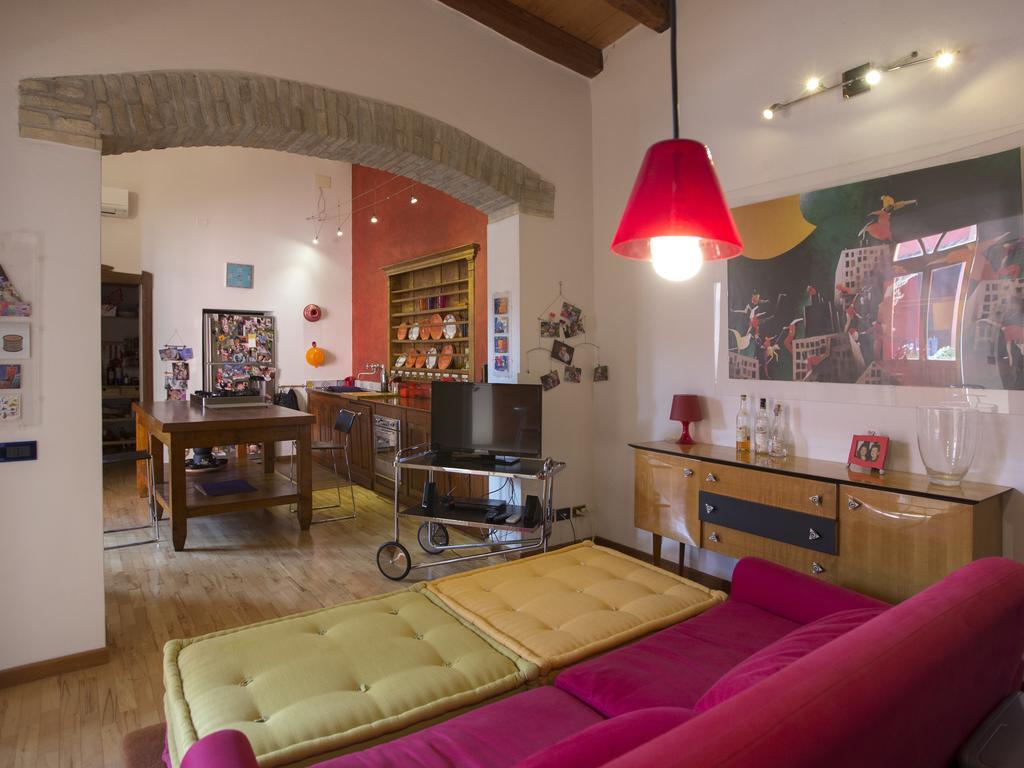 Bed and Breakfast Casa Isotta Куарту-Сант'Елена Екстер'єр фото